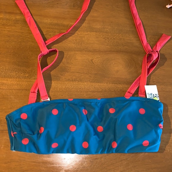 NWOT ModCloth Shirley polka dot bikini top - Picture 4 of 9